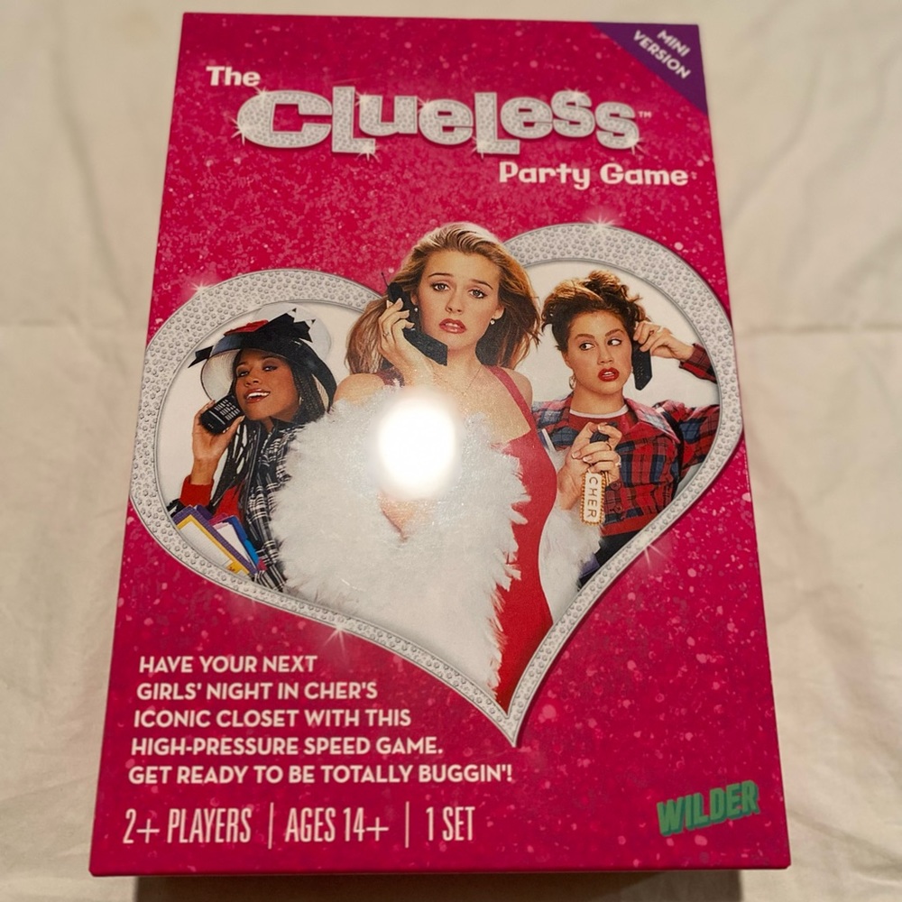 Clueless card game